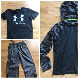 Under Armour Boys Youth Small Bundle